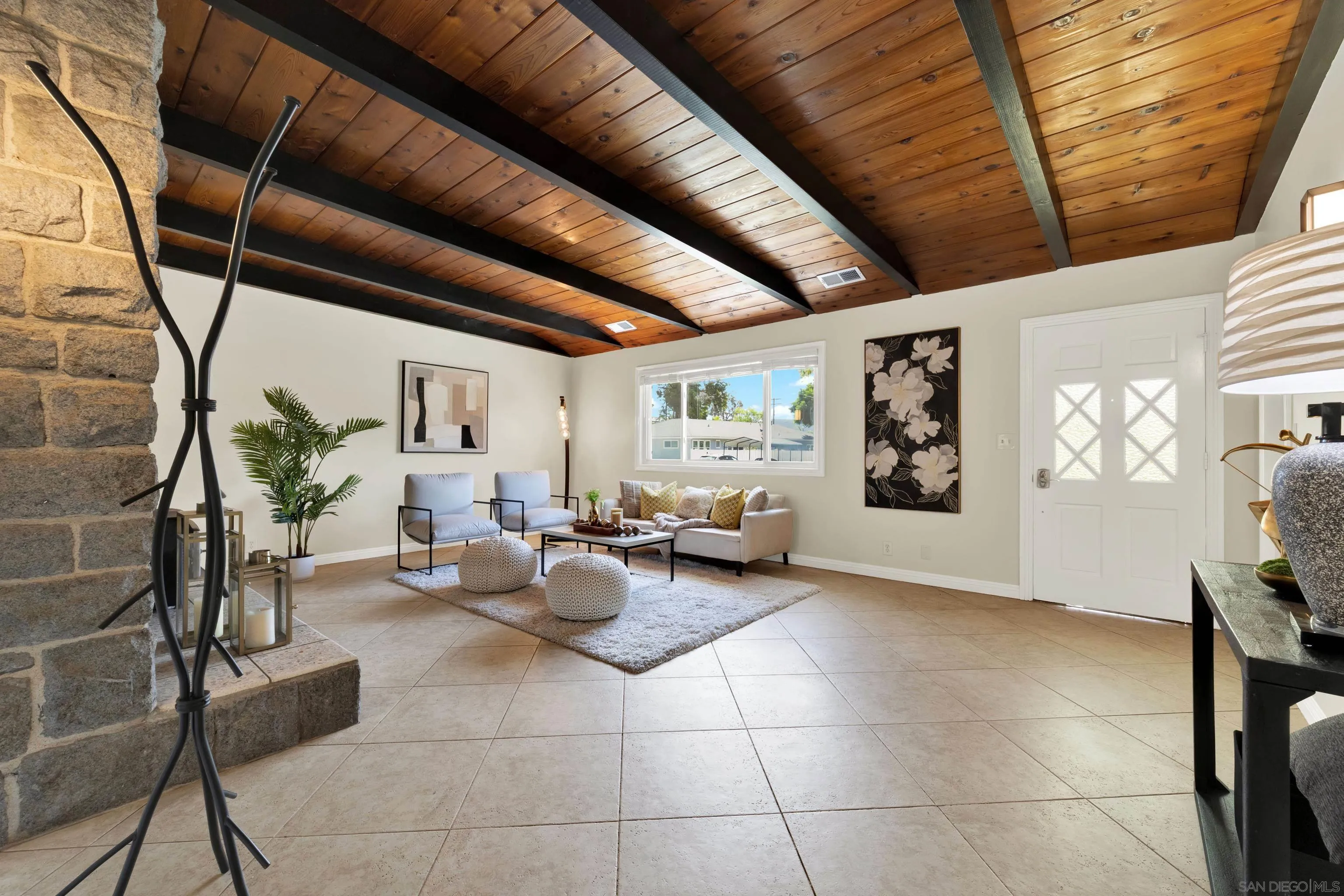https://cdn.realtyfeed.com/cdn/127/260022922/b739074b3e18604ded23681558982a59.webp