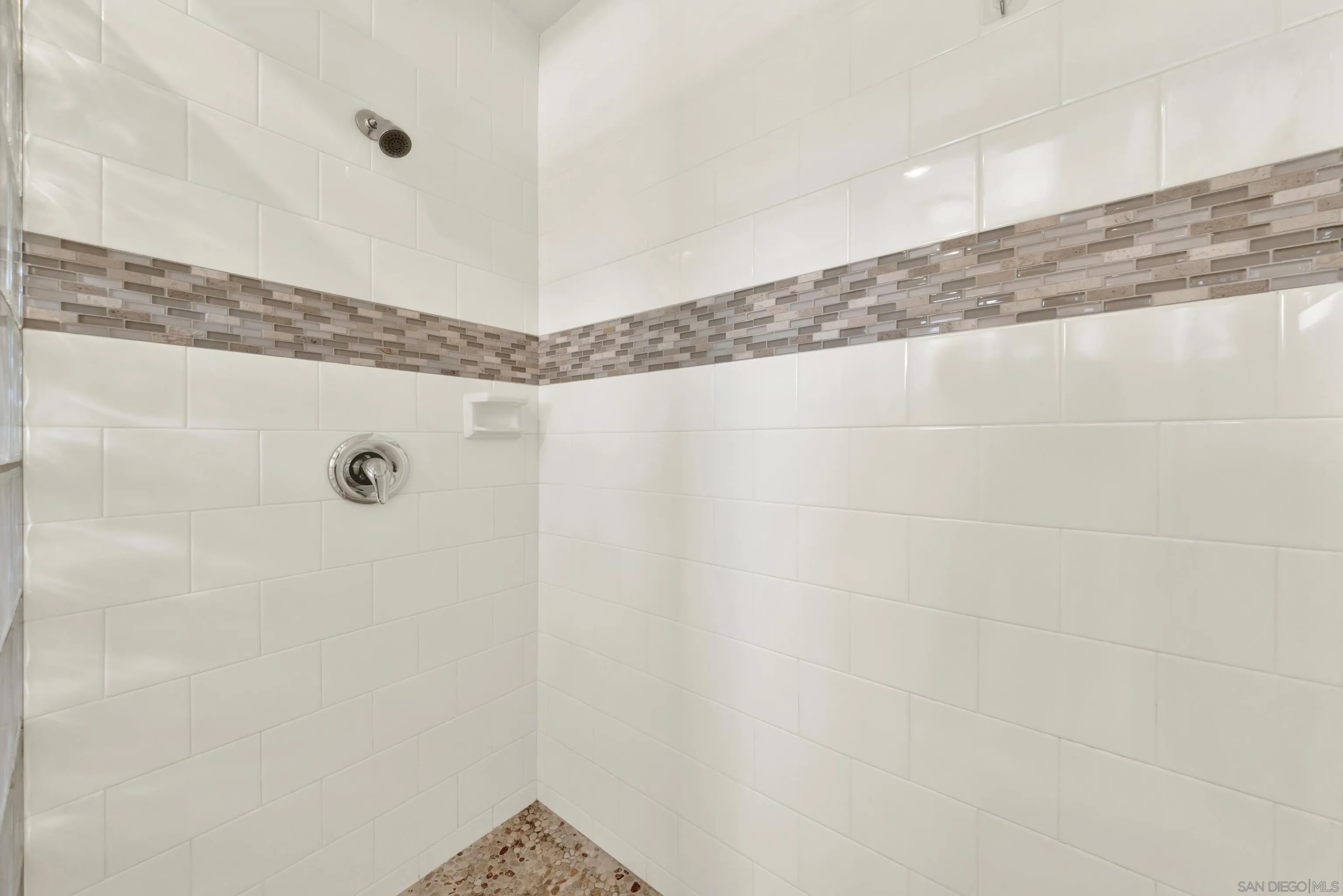 https://cdn.realtyfeed.com/cdn/127/260022922/cc1437bb498ac99bd71b486052c4806c.webp