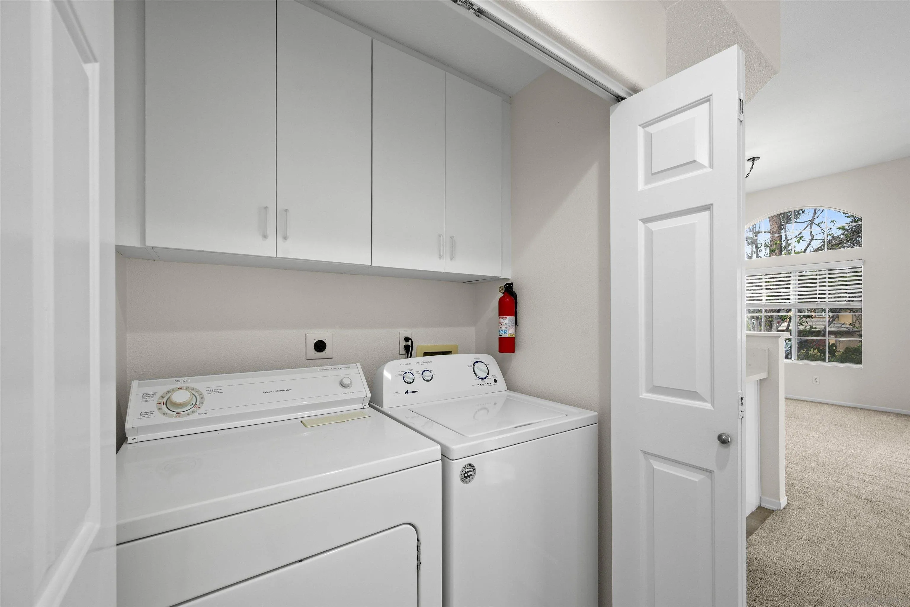 https://cdn.realtyfeed.com/cdn/127/260022926/adee4ea79b2c6aa31be226c6374de162.webp