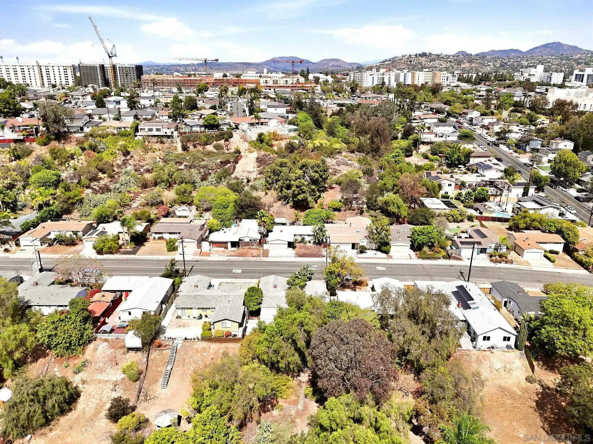 https://cdn.realtyfeed.com/cdn/127/260022928/58bf33420ee8c4fbdf7b4b7cc5019f25.webp