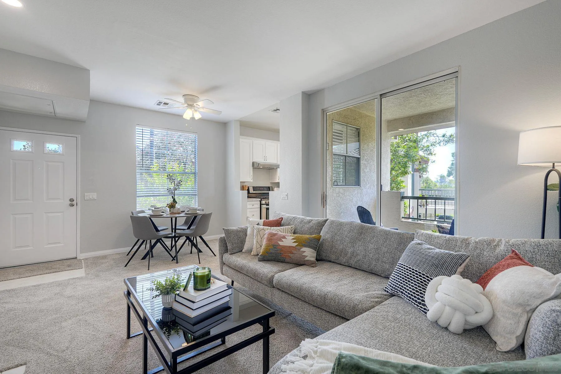 https://cdn.realtyfeed.com/cdn/127/260022929/2994b900d32866bf87da4435b765a3dd.webp