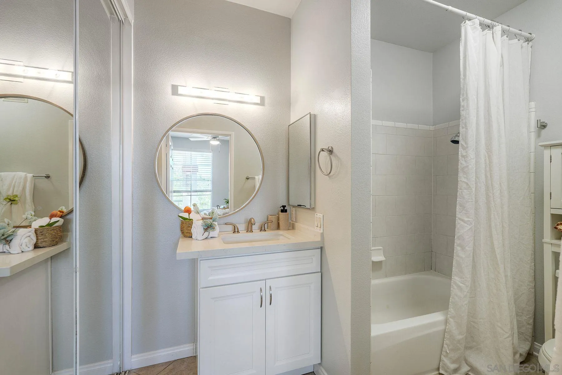 https://cdn.realtyfeed.com/cdn/127/260022929/8f41b8921465eb01693970b0b40c4eab.webp