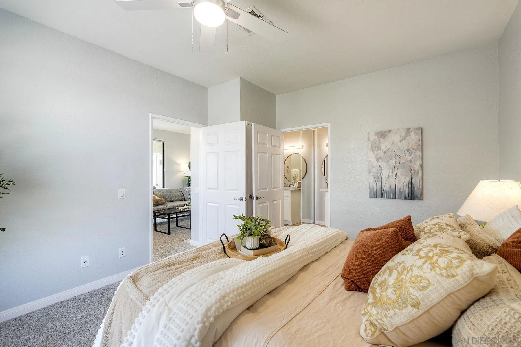 https://cdn.realtyfeed.com/cdn/127/260022929/eb8cebfde761ac2a6cac288b0b978af3.webp