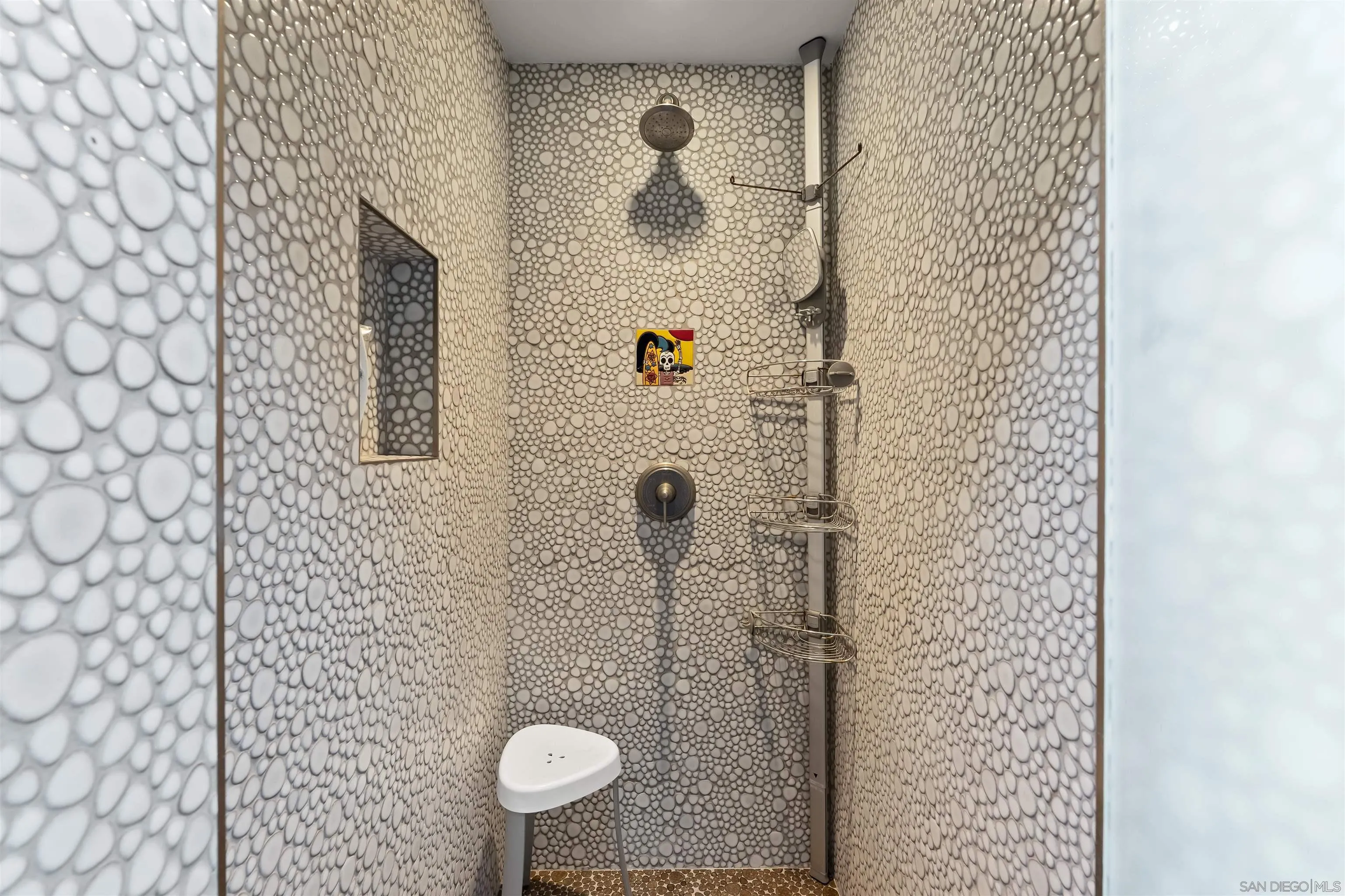https://cdn.realtyfeed.com/cdn/127/260022937/f43e2a184f525fb9129f34f009b74d3c.webp