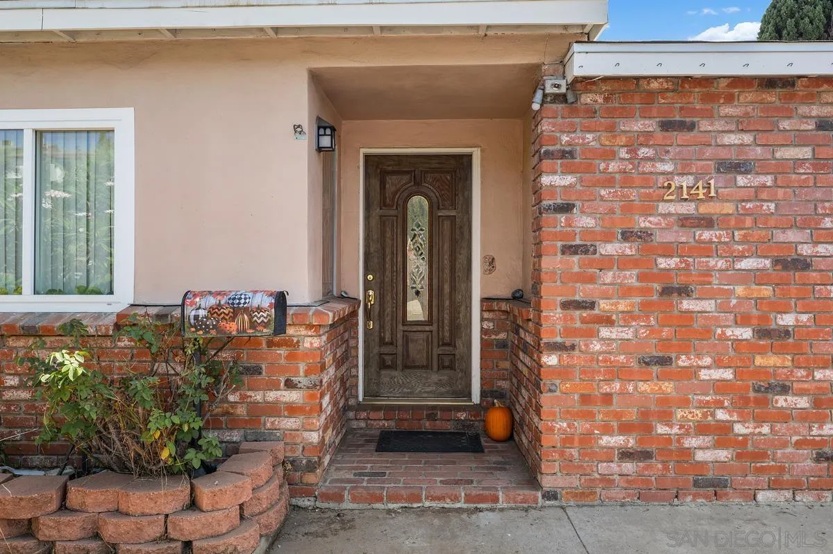 2141 Boundary