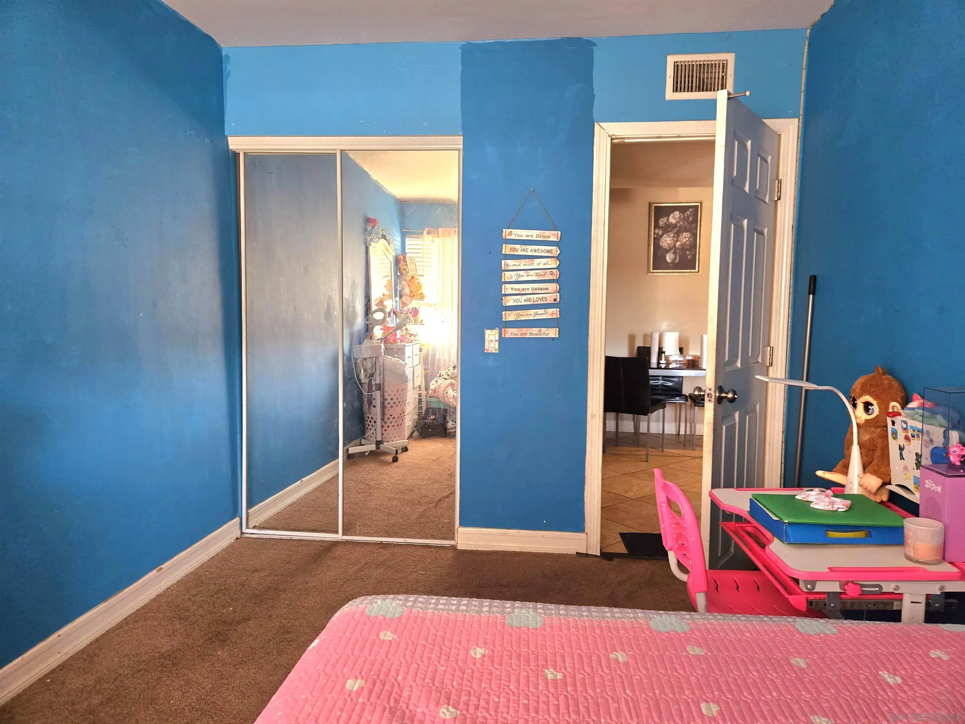 https://cdn.realtyfeed.com/cdn/127/260022939/f534453c2878edb2ca39055bd716e5ca.webp