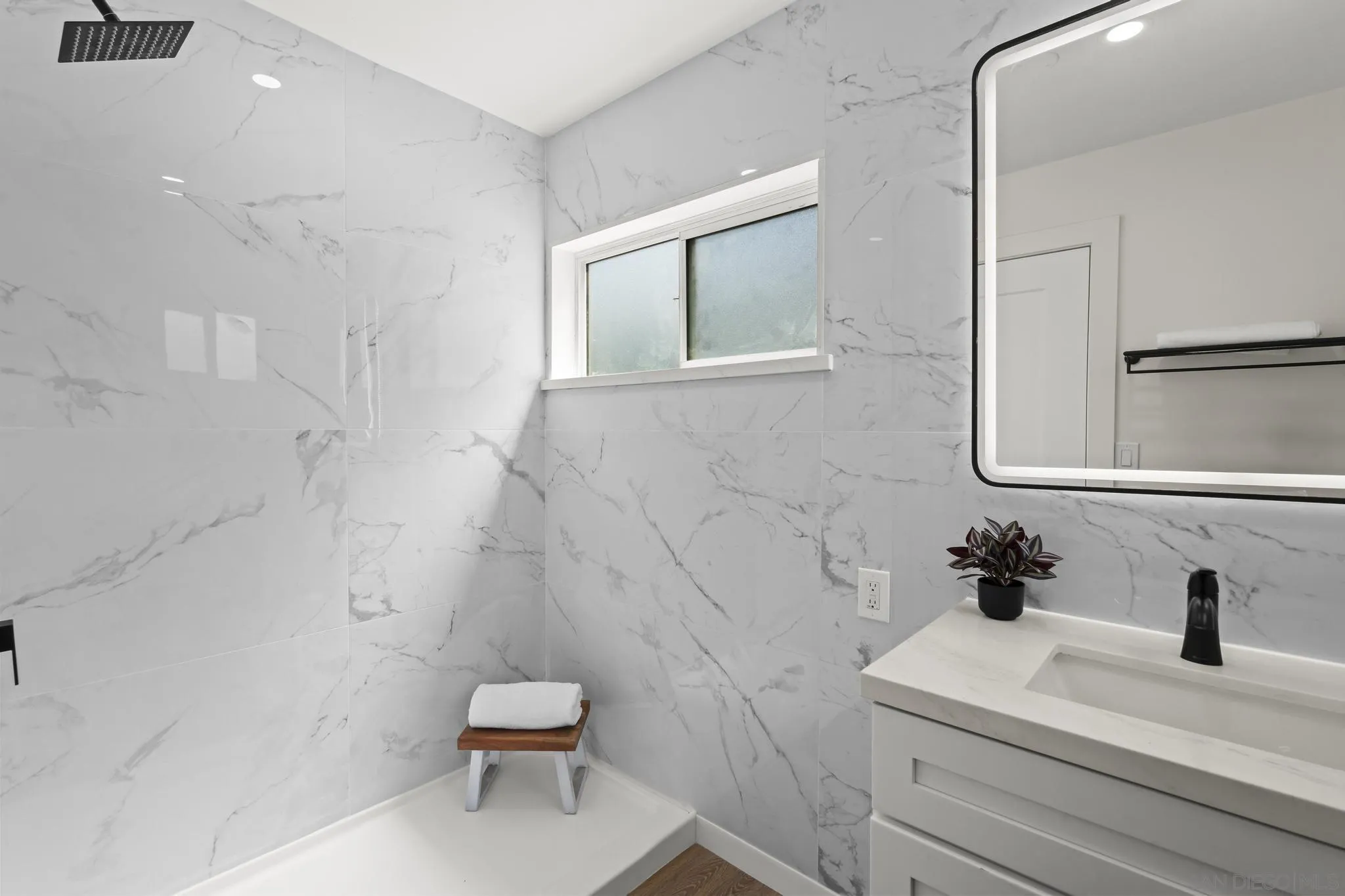 https://cdn.realtyfeed.com/cdn/127/260022940/c6d93c2e7930611c675391d59c8dc6eb.webp