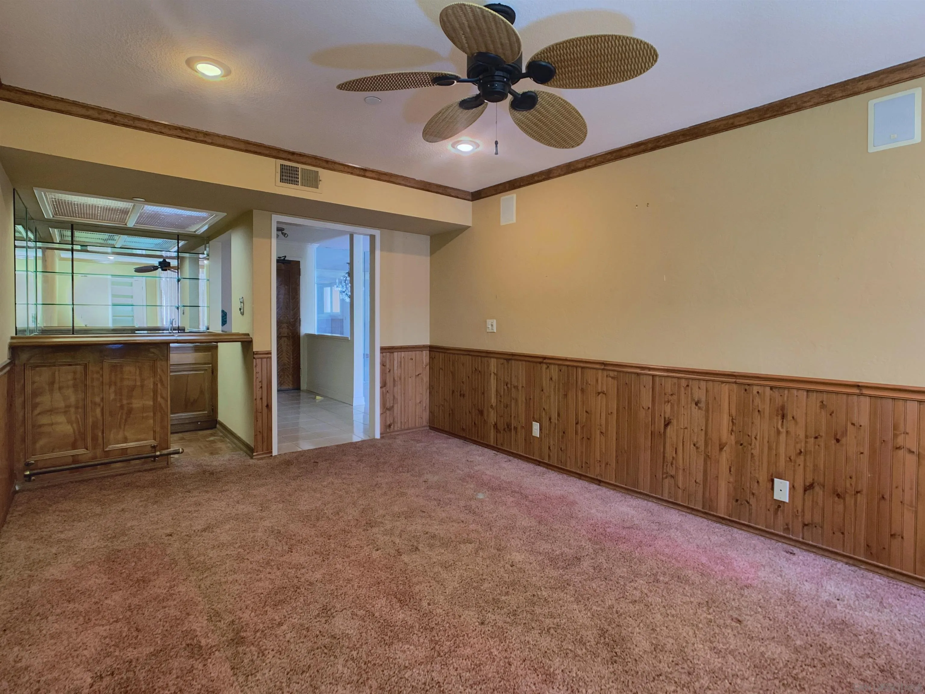 https://cdn.realtyfeed.com/cdn/127/260022944/00b596038ba24f76e0ff0496ecdcfca2.webp