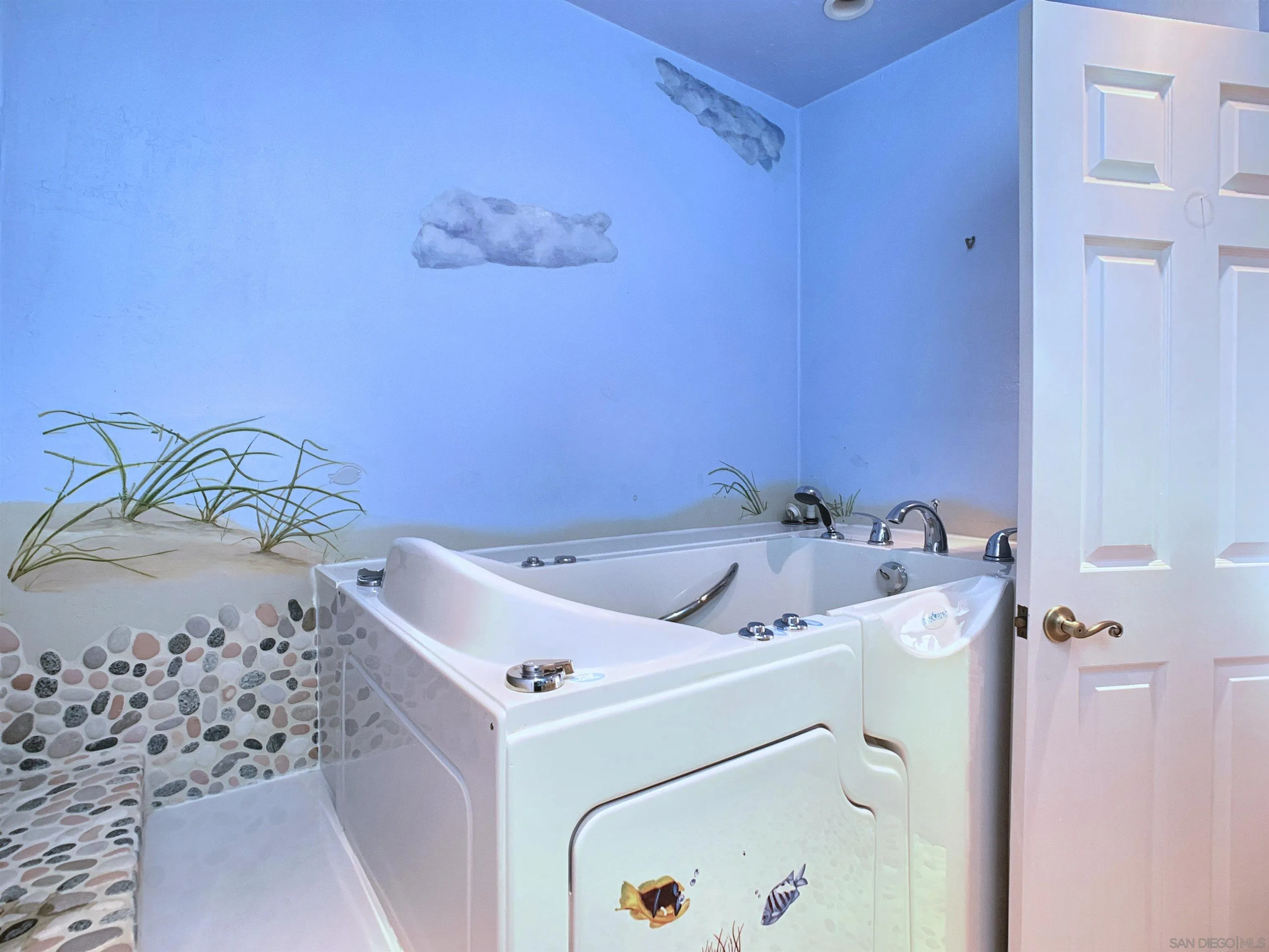 https://cdn.realtyfeed.com/cdn/127/260022944/b15683ee987d38a3c44fe54c90deb3be.webp