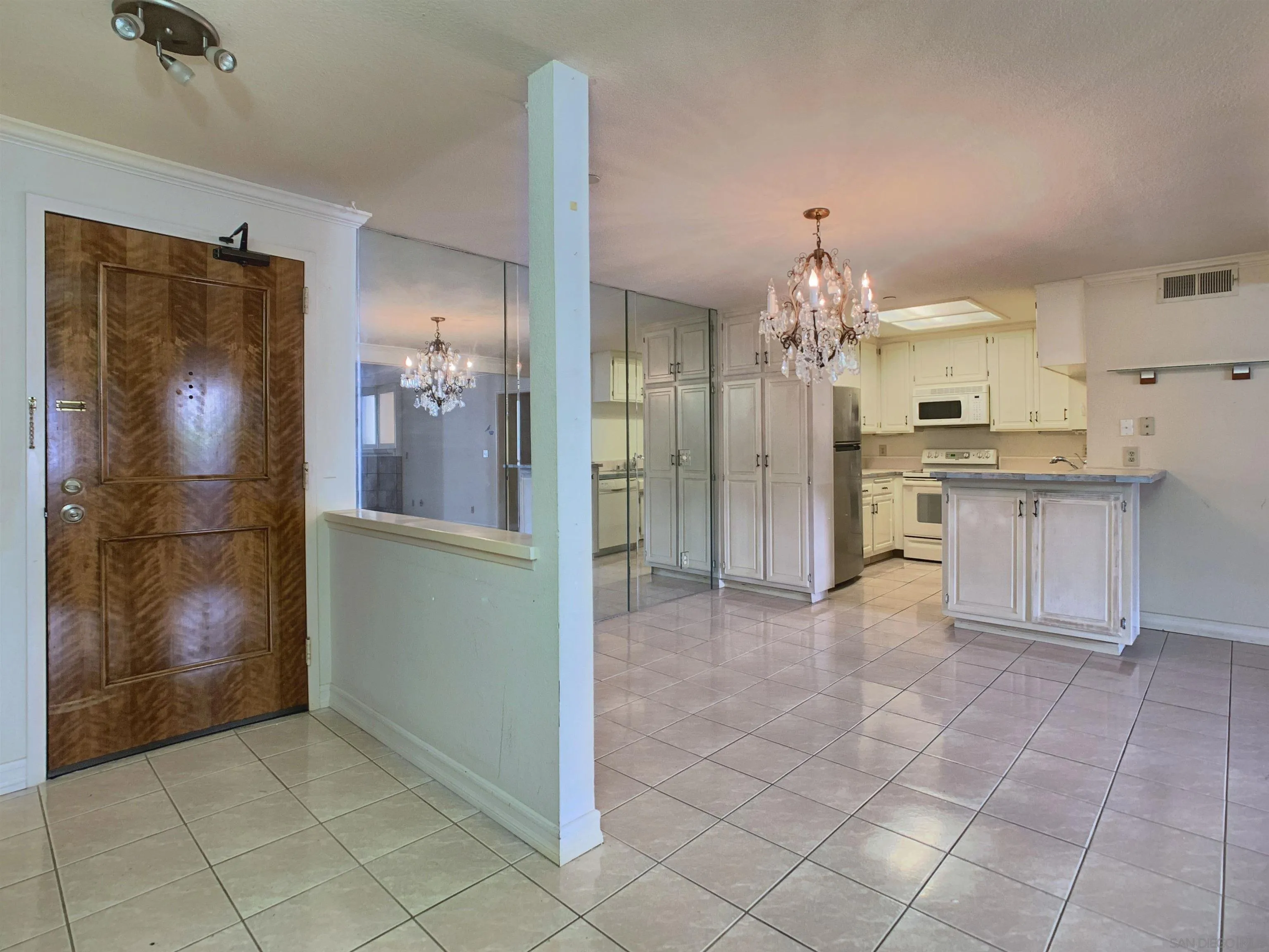 https://cdn.realtyfeed.com/cdn/127/260022944/b17bd472e8073a11ea4587bdc58b1dd6.webp