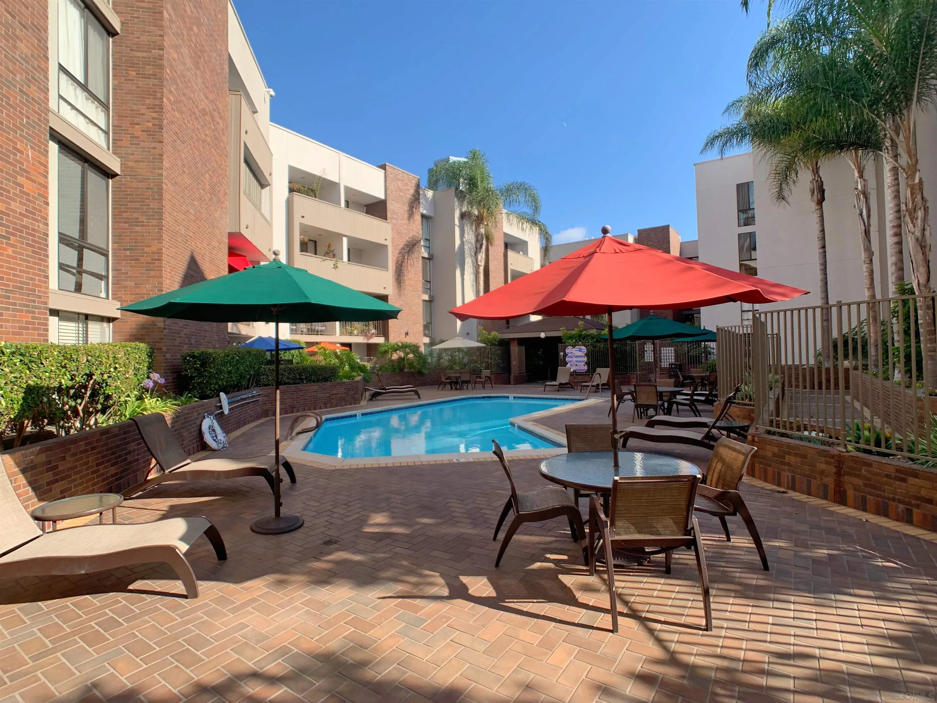 https://cdn.realtyfeed.com/cdn/127/260022944/e28a7ab37d2329f76e158a73f50012e1.webp