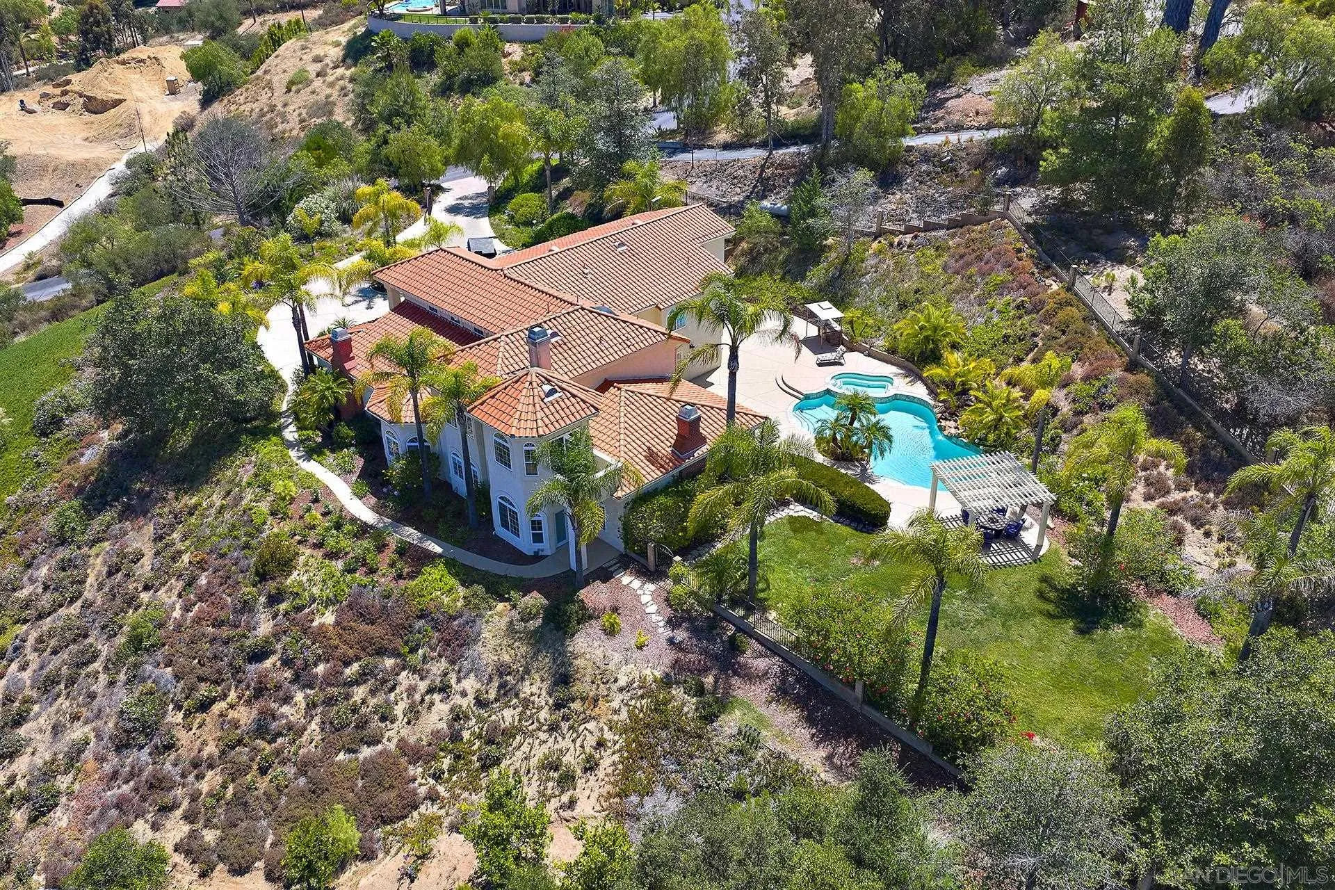 https://cdn.realtyfeed.com/cdn/127/260022946/1295d50d31dd833be195b5b63b008ec9.webp