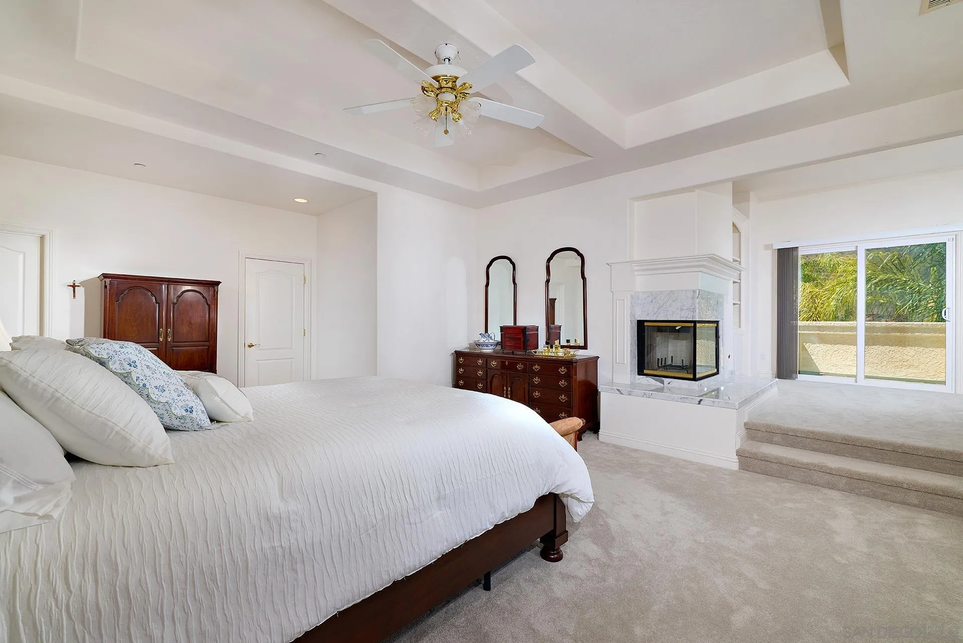 https://cdn.realtyfeed.com/cdn/127/260022946/1b352606fbb3a9e076926cdb61b4bc33.webp