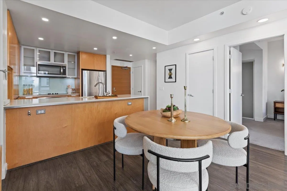 https://cdn.realtyfeed.com/cdn/127/260022947/0f093d020f00d986c60170a46447d973.webp