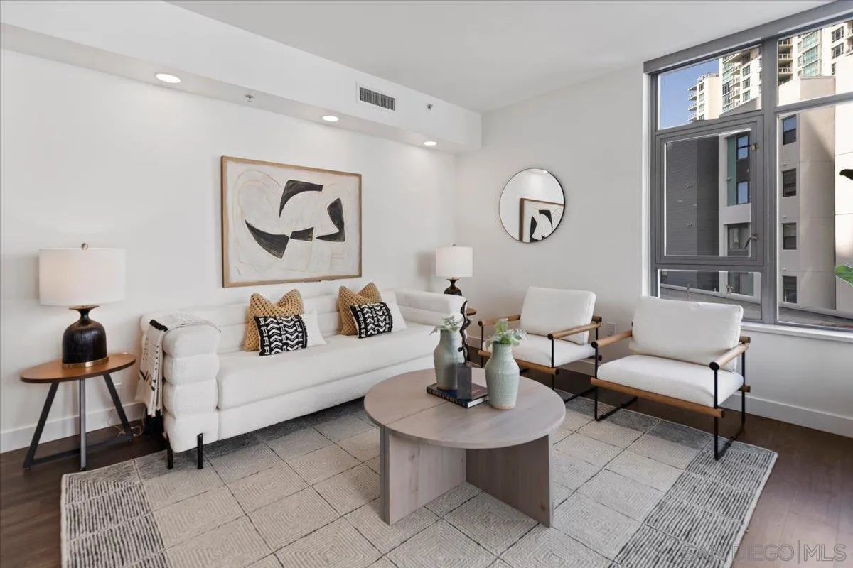 https://cdn.realtyfeed.com/cdn/127/260022947/12c9dde88ce561cad8132c0cbf6933fe.webp
