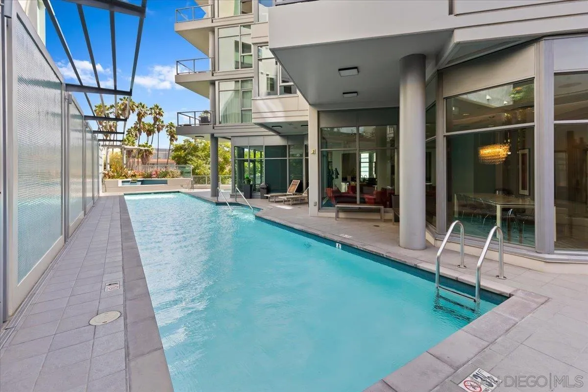 https://cdn.realtyfeed.com/cdn/127/260022947/32967330ae1fddc153f6e5c7dc305f28.webp