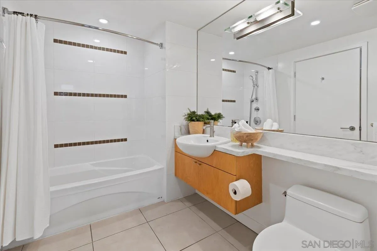 https://cdn.realtyfeed.com/cdn/127/260022947/37588594a2e1b8f19816b8326e729d32.webp