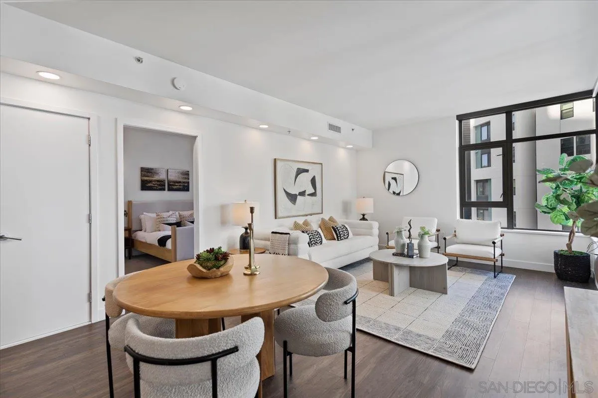 https://cdn.realtyfeed.com/cdn/127/260022947/3a5c05b01aa2a995d1b4ede20a41c02f.webp