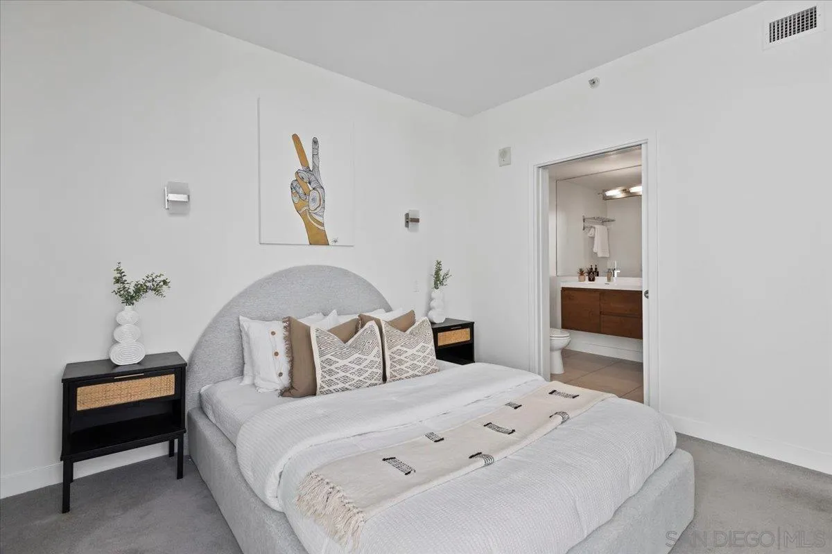 https://cdn.realtyfeed.com/cdn/127/260022947/436f5cf71d22dbc79a31066af4221bdf.webp