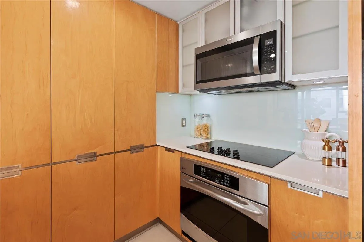 https://cdn.realtyfeed.com/cdn/127/260022947/7a31d742627a579e520649efda26f298.webp
