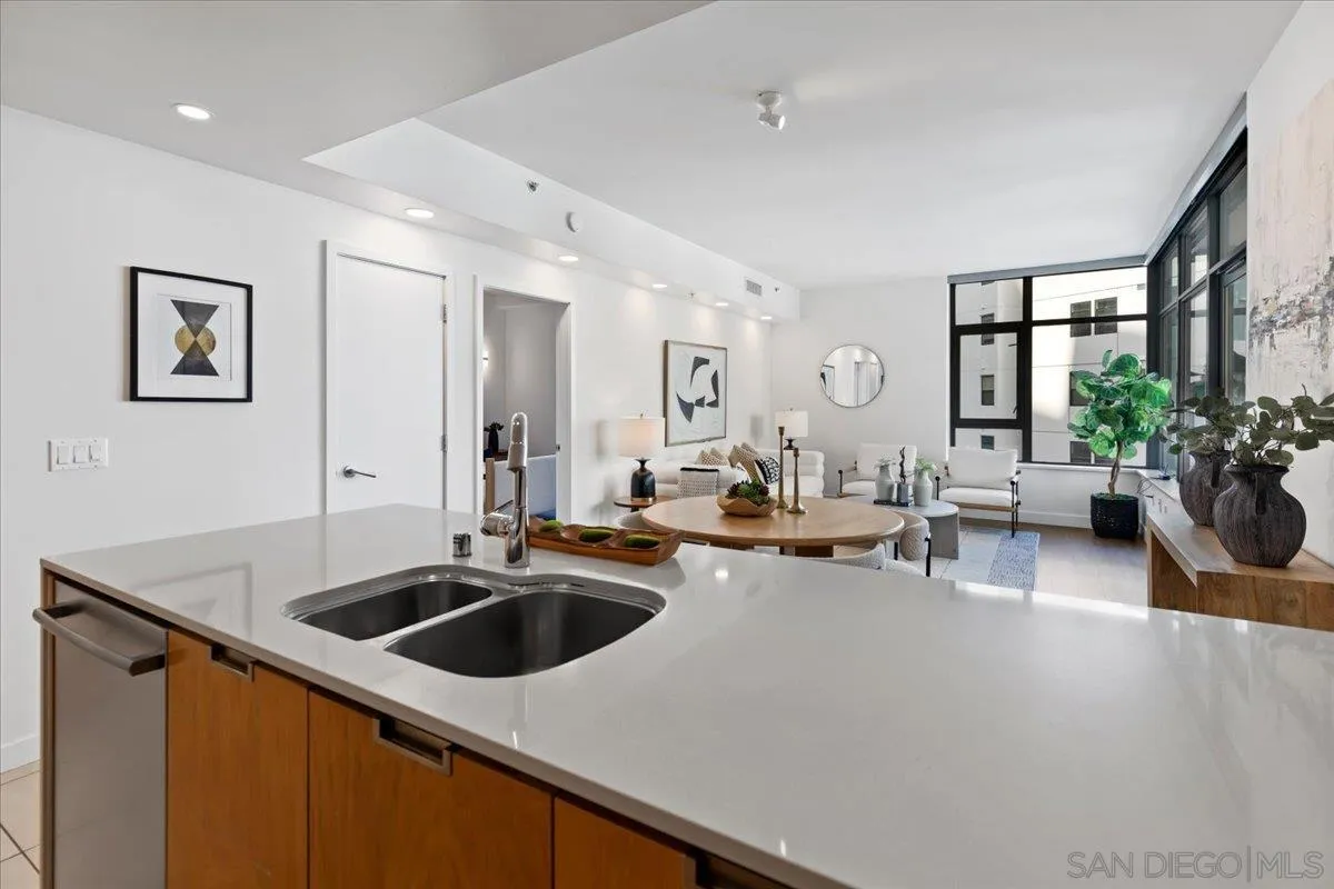https://cdn.realtyfeed.com/cdn/127/260022947/a9c99cf26186a9da24d72fd300711e47.webp