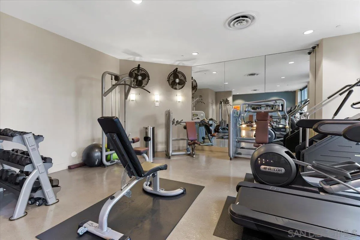 https://cdn.realtyfeed.com/cdn/127/260022947/e55525eee417c85905e5d1259c1a74c5.webp