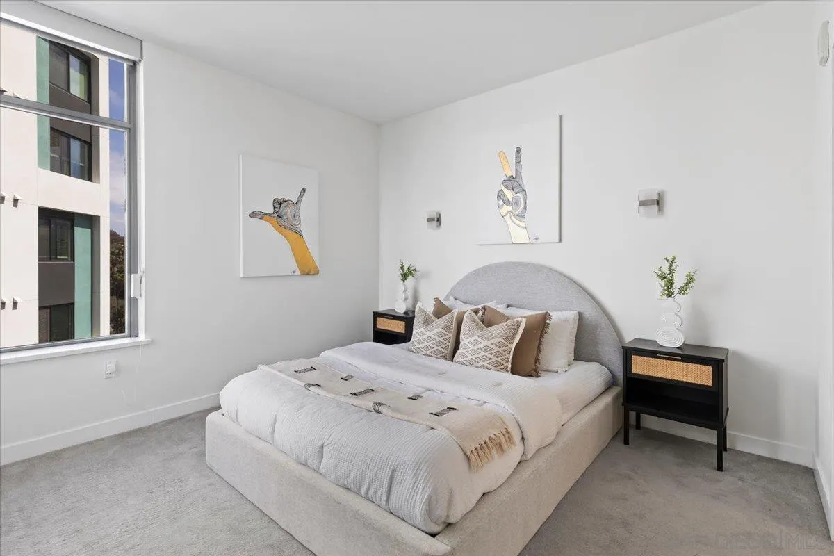 https://cdn.realtyfeed.com/cdn/127/260022947/e99822d130495ae5afee7bc534a64bb3.webp