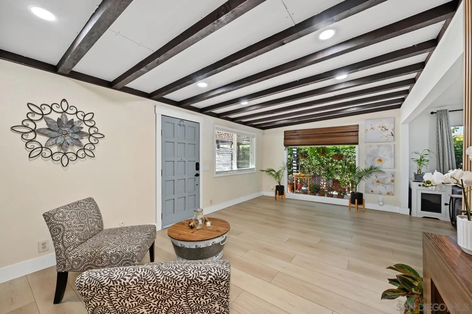 https://cdn.realtyfeed.com/cdn/127/260022948/2201d16fb0ea39e2b3d766fc6927ae07.webp