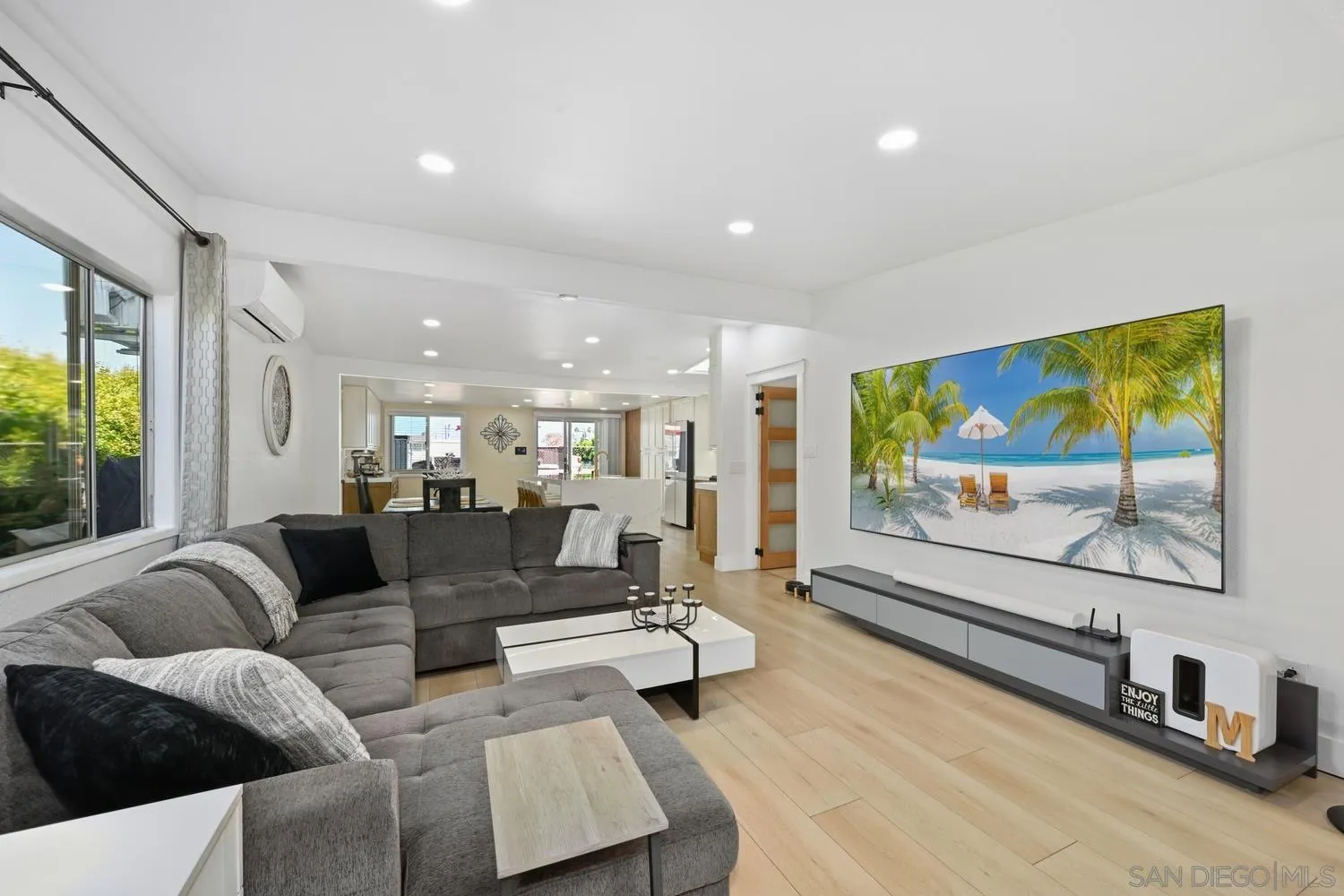 https://cdn.realtyfeed.com/cdn/127/260022948/80dc415b4c2017af723cdfb0cfc7430d.webp