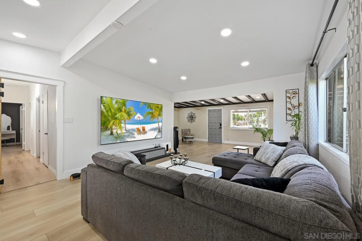 https://cdn.realtyfeed.com/cdn/127/260022948/db085d215199193cbdc0a90e1fcb4848.webp