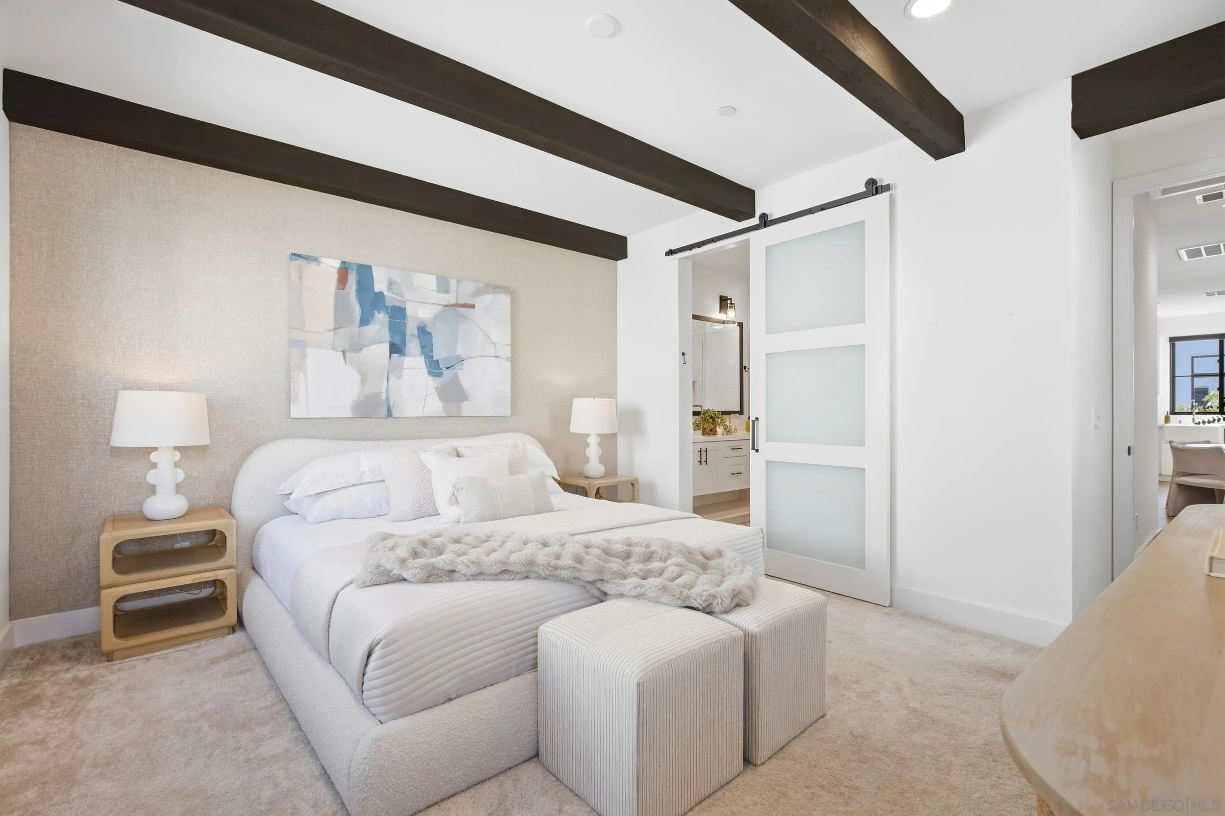 https://cdn.realtyfeed.com/cdn/127/260022950/6882be5fce1ccc57202ad97936d35075.webp