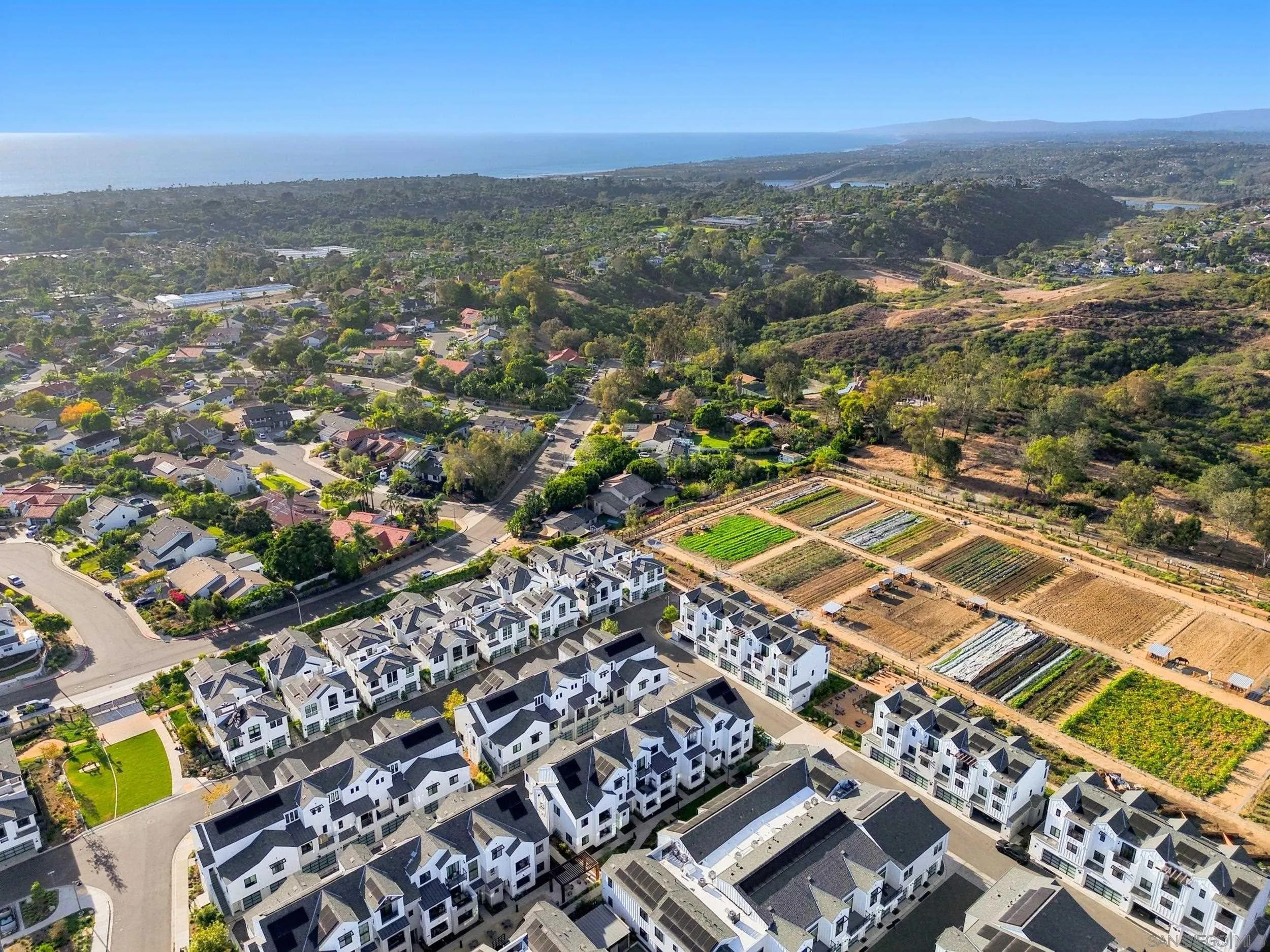 https://cdn.realtyfeed.com/cdn/127/260022950/6dc6b1be0fc399dd75d7c2d6ca8594a0.webp