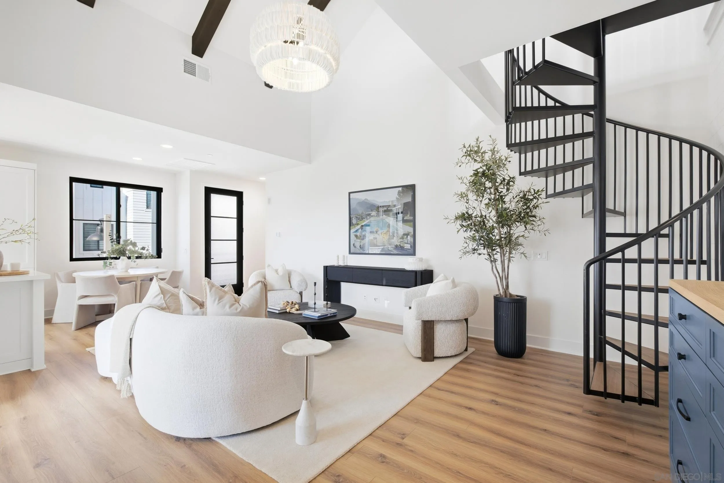 https://cdn.realtyfeed.com/cdn/127/260022950/b4611317a7957d3f6137e1e159c5054a.webp