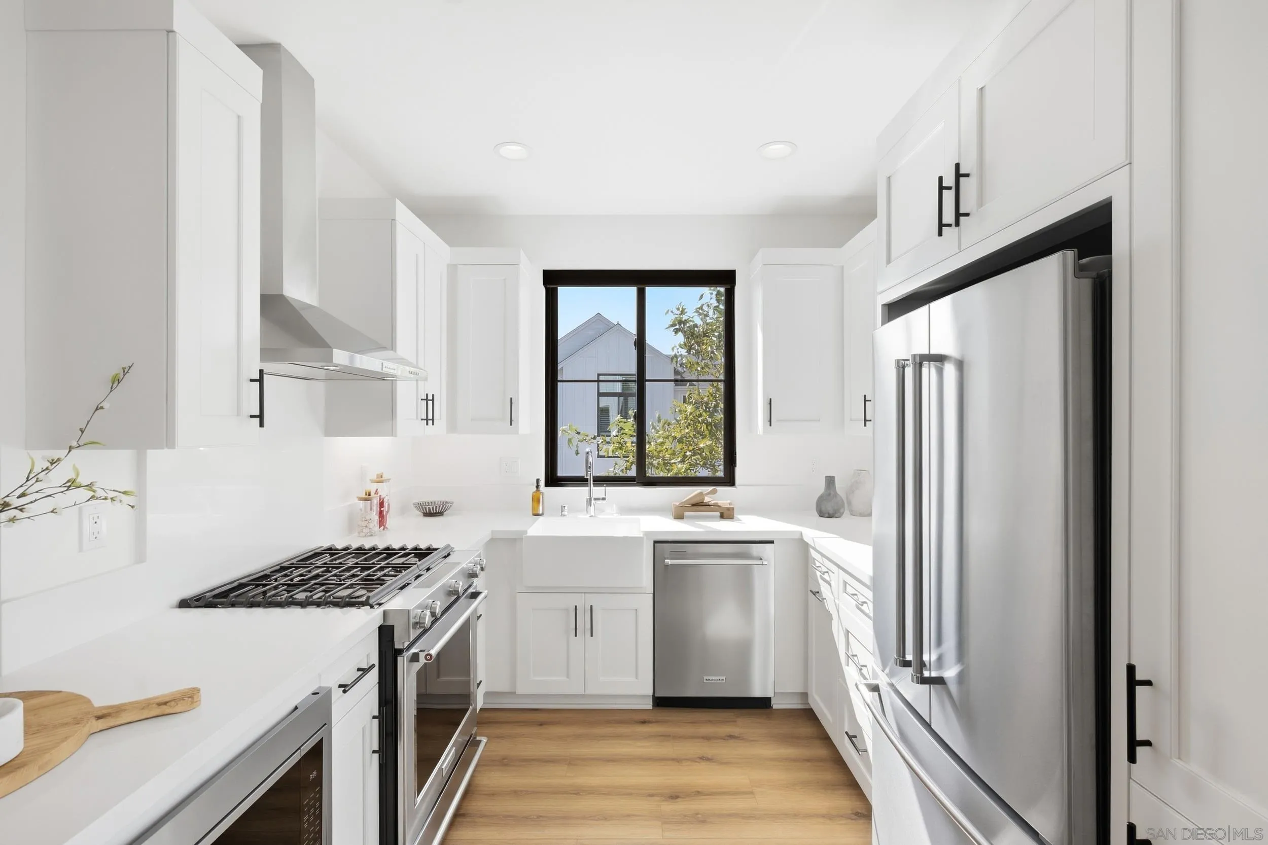 https://cdn.realtyfeed.com/cdn/127/260022950/b9ccec19acc7f171e1c9374f94f79eb4.webp