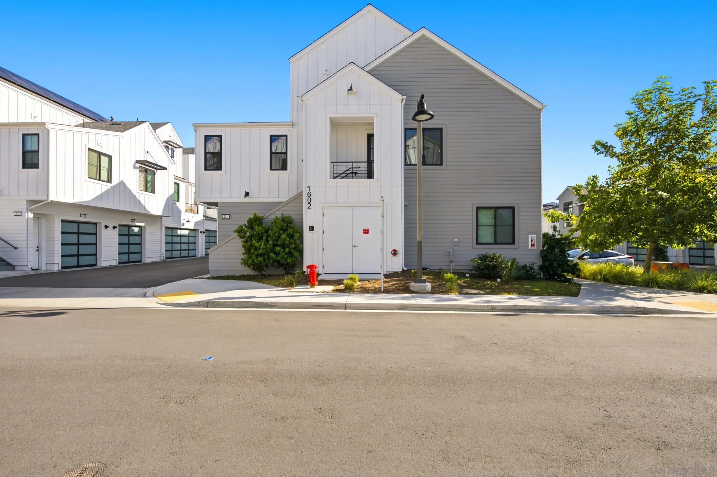 https://cdn.realtyfeed.com/cdn/127/260022950/e282a4336ab3995359563eb719791915.webp