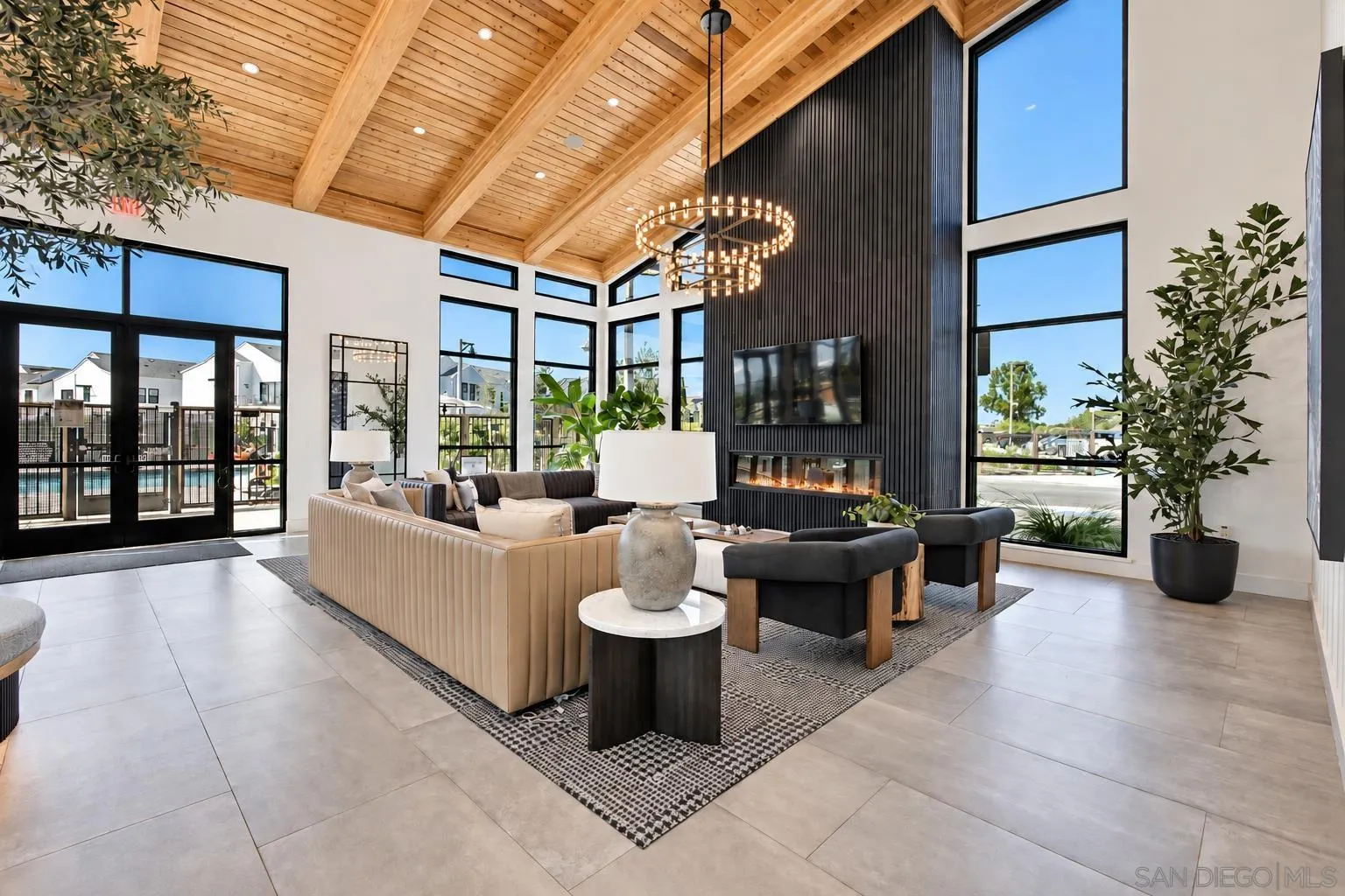 https://cdn.realtyfeed.com/cdn/127/260022950/f686df28e0a9ca3adbf69672e77b44e5.webp