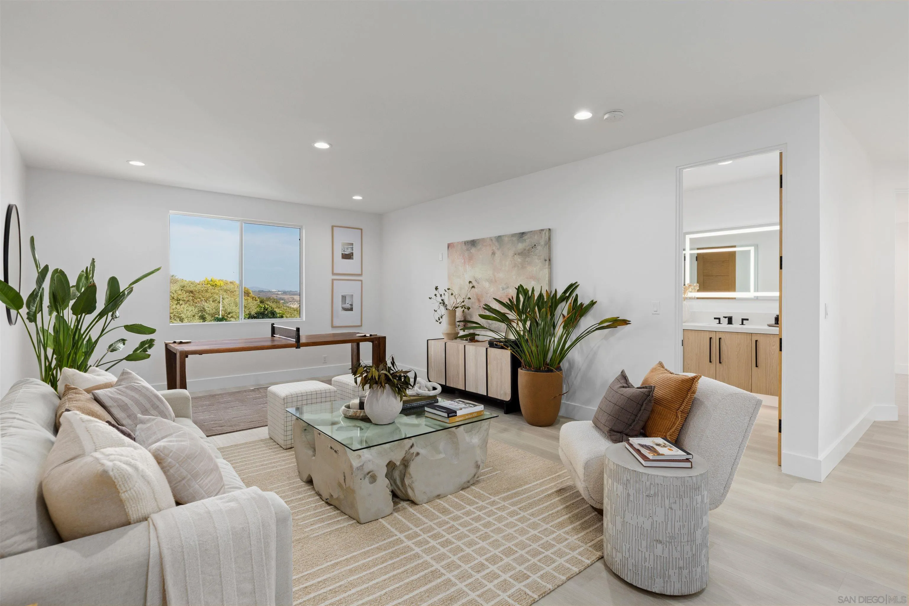 https://cdn.realtyfeed.com/cdn/127/260022951/1c635ce0e502d01388367aa4b6981b6e.webp