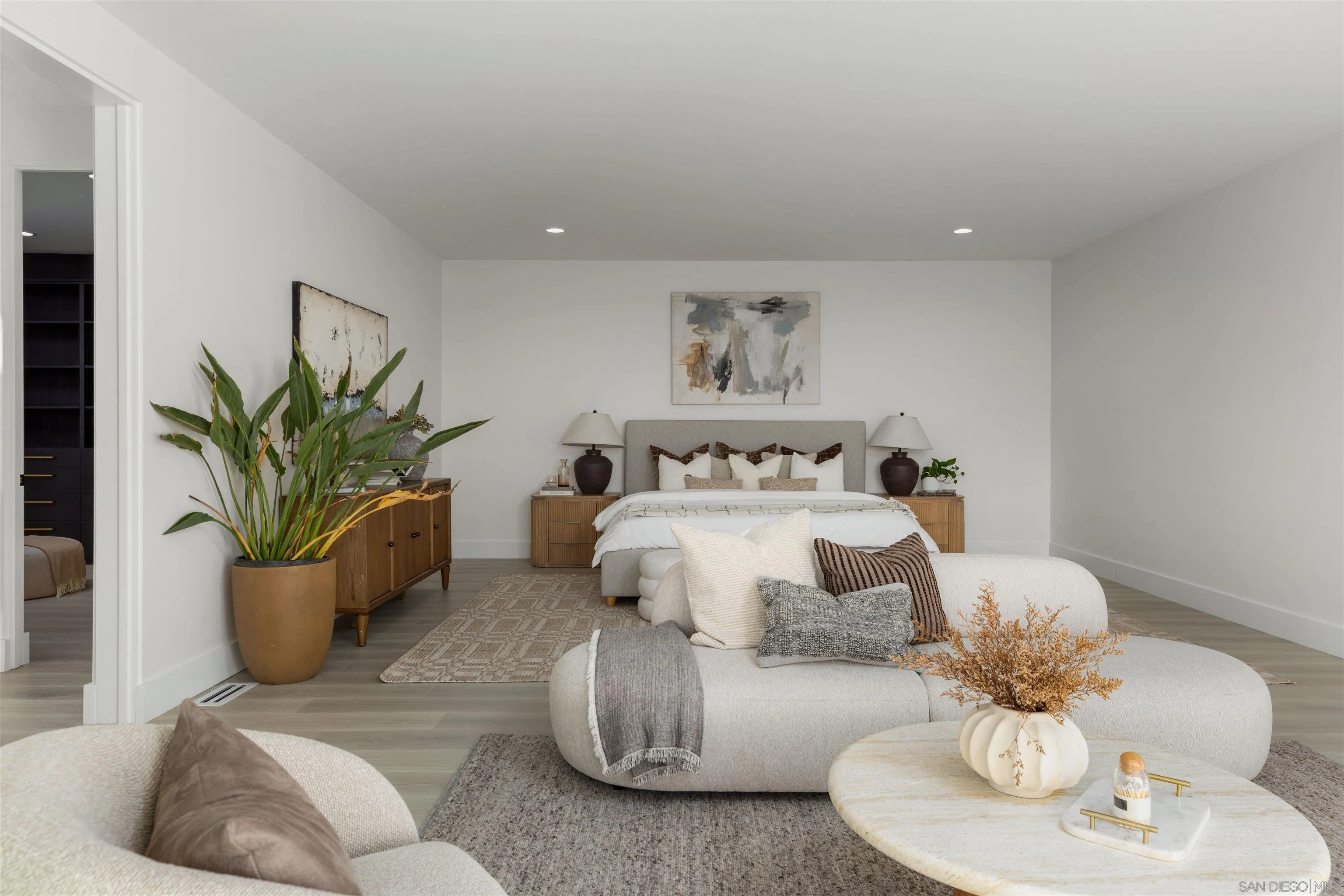 https://cdn.realtyfeed.com/cdn/127/260022951/82ce17e21d7eee8bdfc79ebe68c301bd.webp