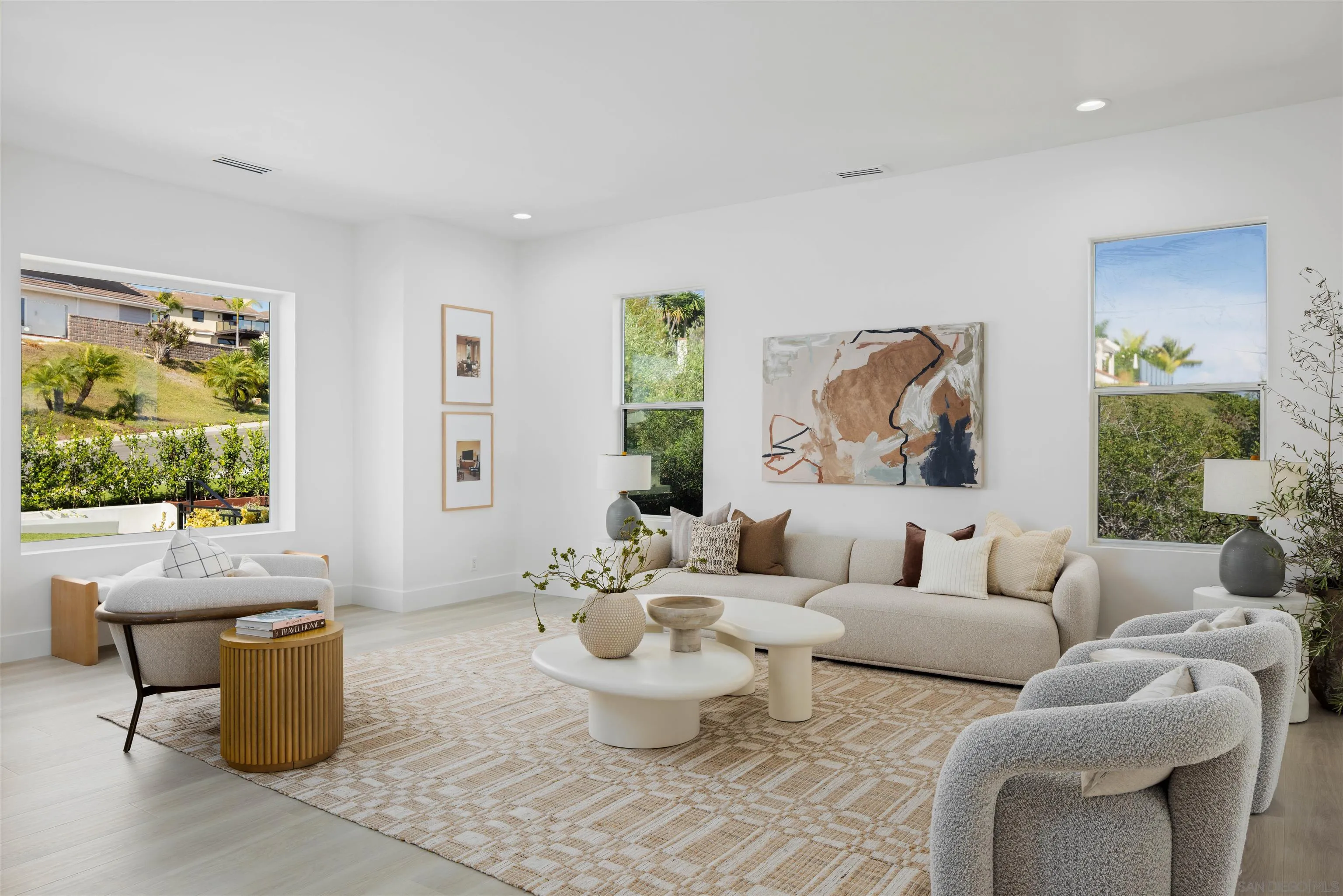 https://cdn.realtyfeed.com/cdn/127/260022951/baf428022934d323c6e5175d9bd36262.webp