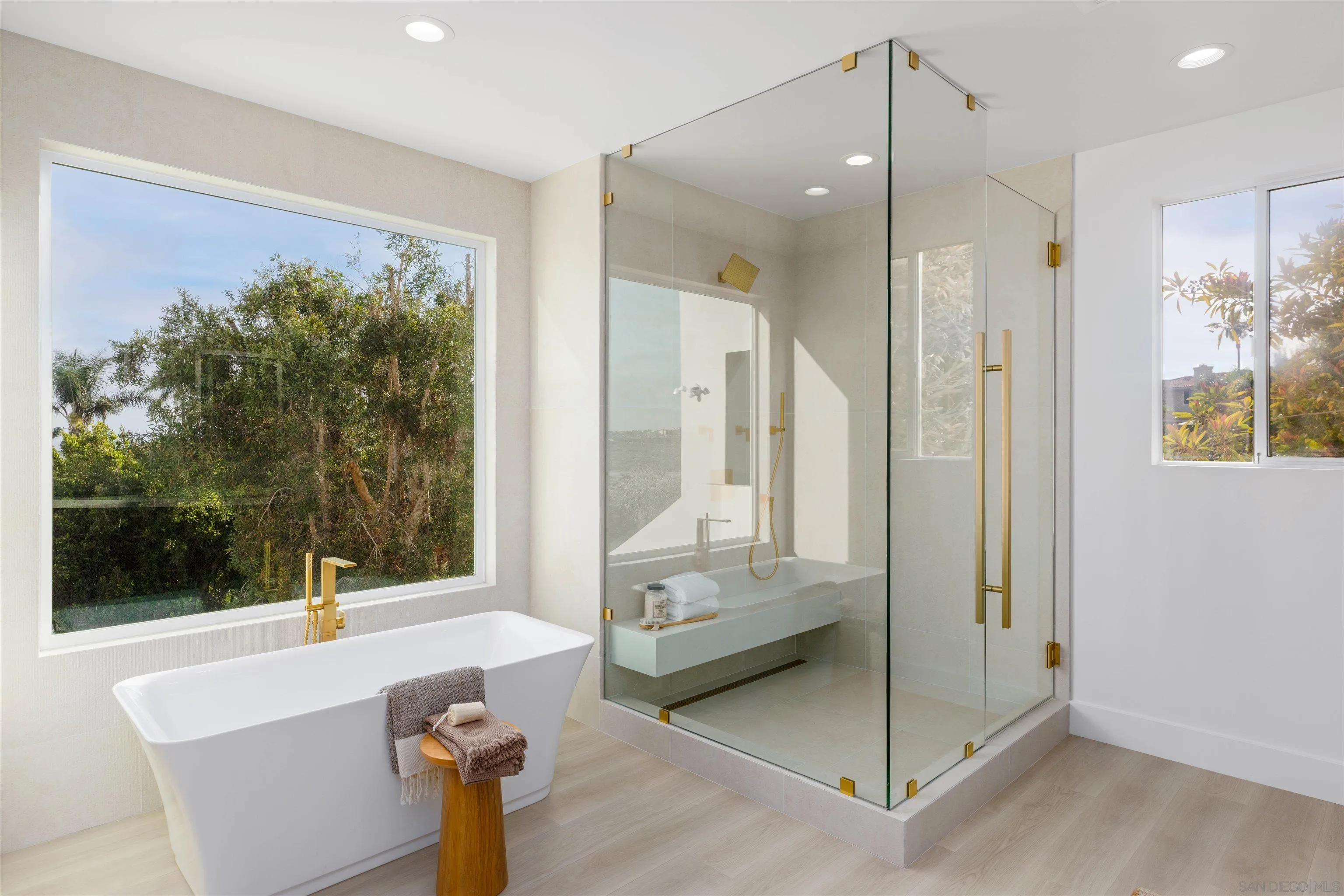 https://cdn.realtyfeed.com/cdn/127/260022951/d51b99536a9f84c770e4474aedb83bb0.webp