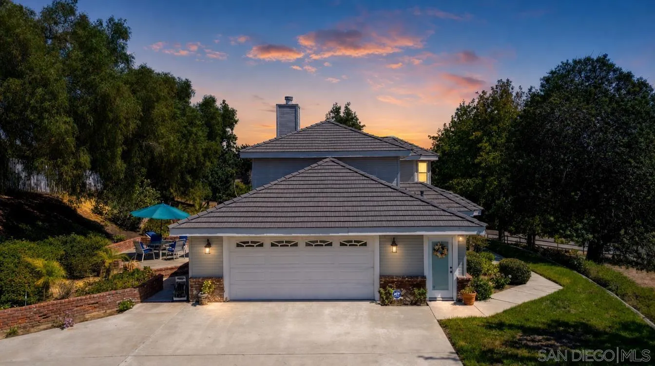 https://cdn.realtyfeed.com/cdn/127/260022954/1915d13f10e0bd8fb72f85eb81604329.webp