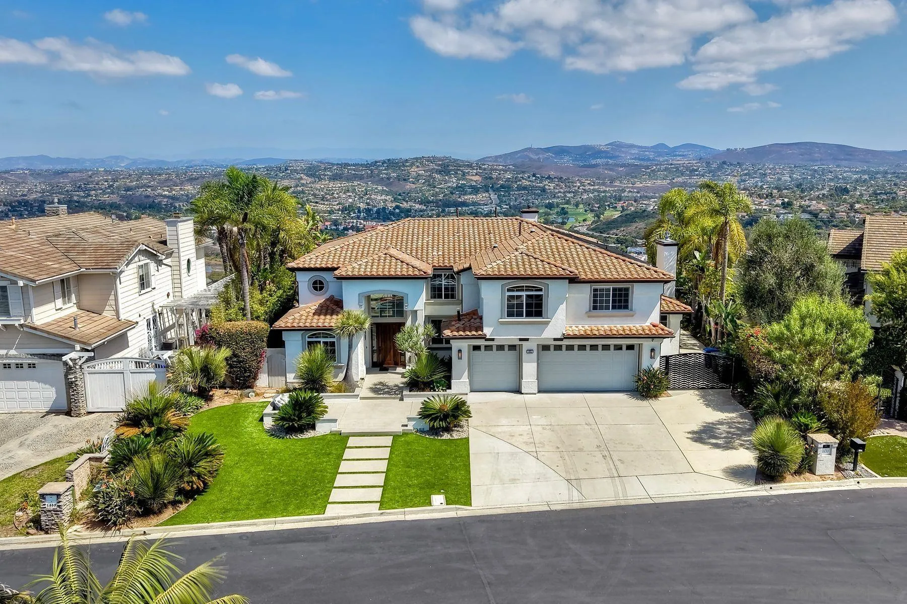 https://cdn.realtyfeed.com/cdn/127/260022956/5f63c833268a499ec60e6d51aa7323ff.webp
