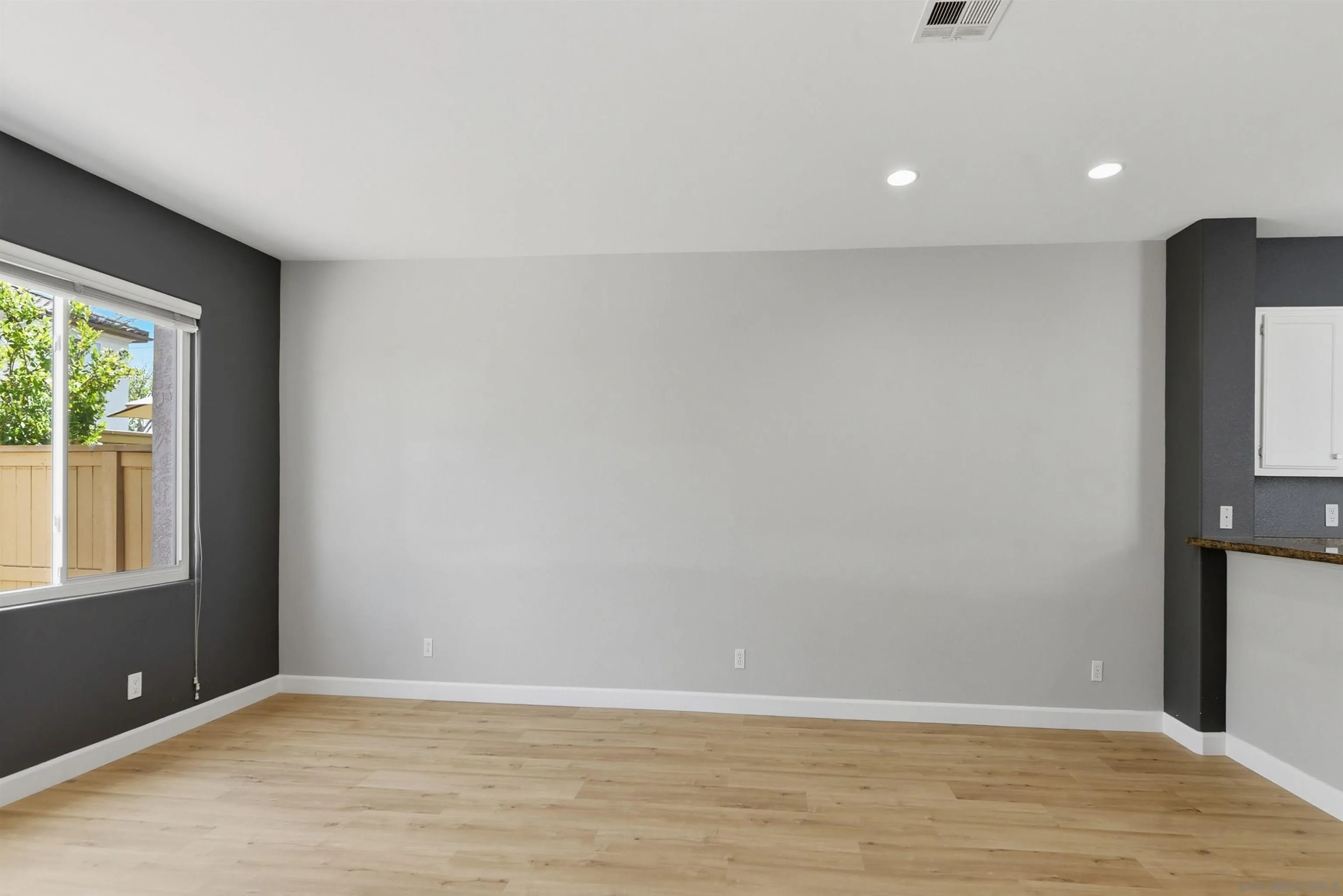 https://cdn.realtyfeed.com/cdn/127/260022958/057328bd034fea1f9823217cf5c74cab.webp