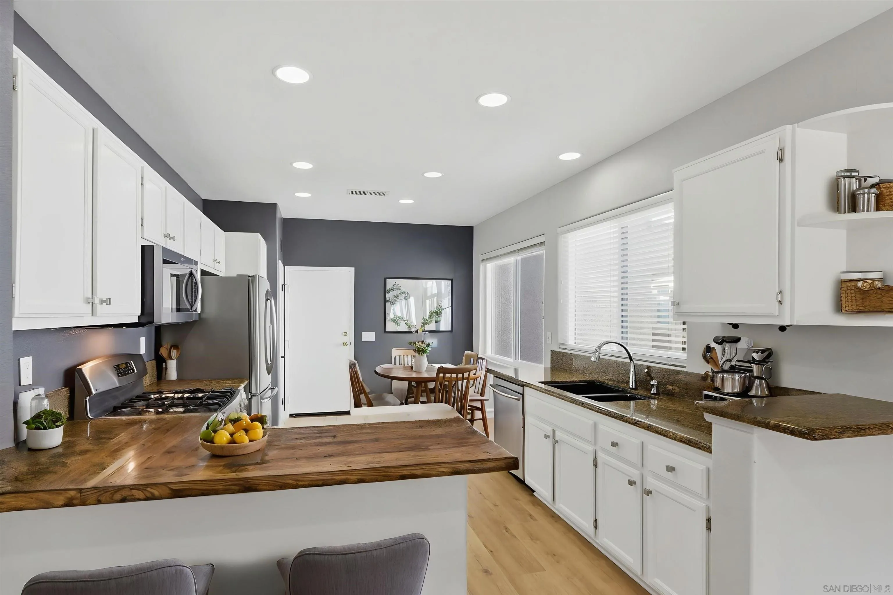 https://cdn.realtyfeed.com/cdn/127/260022958/587571aa2745053fa86f90e43fb3887d.webp