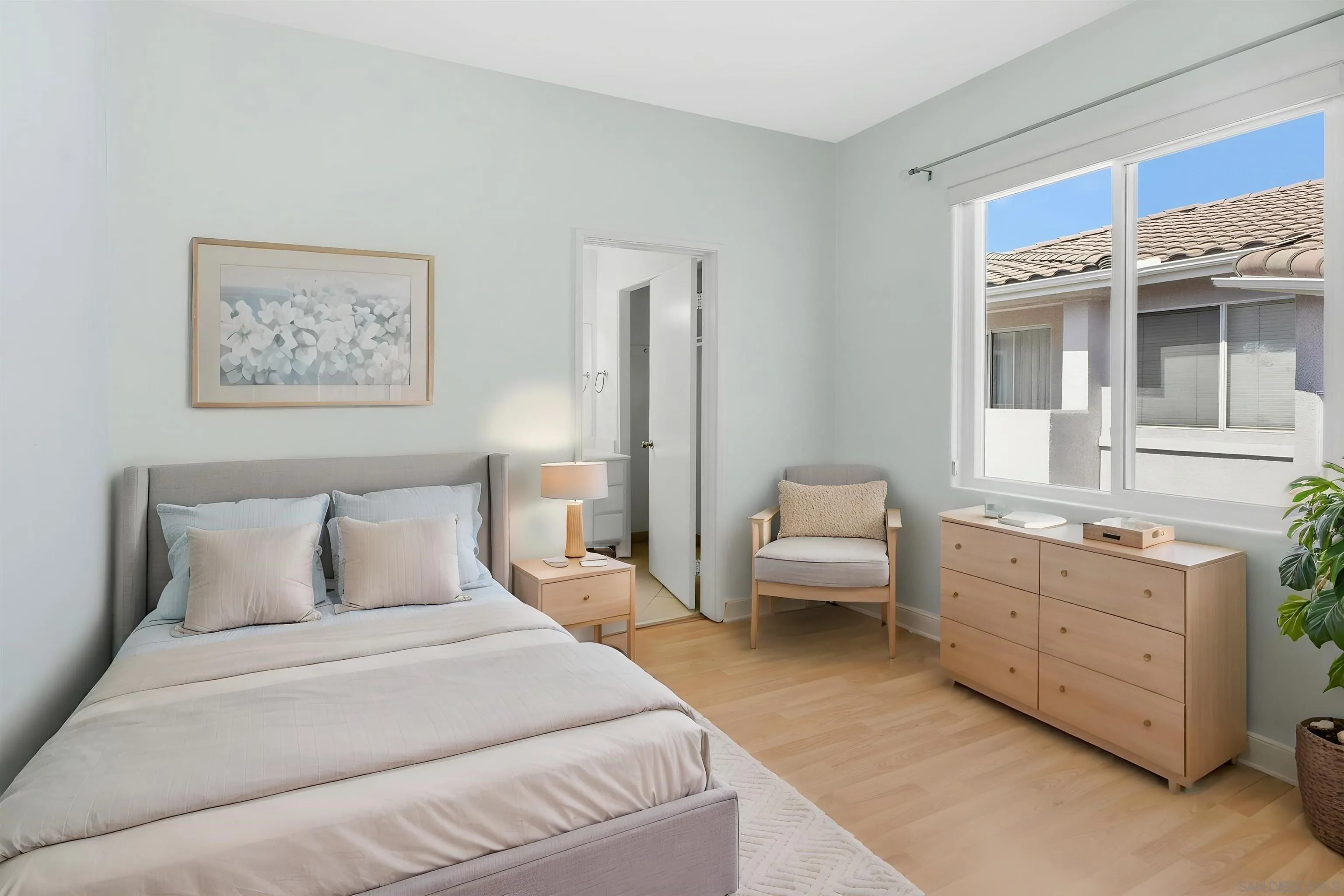 https://cdn.realtyfeed.com/cdn/127/260022958/8b3bdeb2faa9071bfe797692e323ea2b.webp