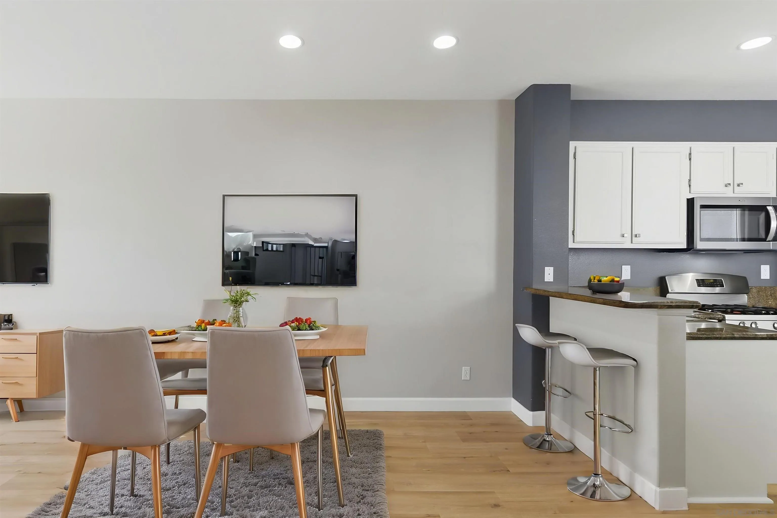 https://cdn.realtyfeed.com/cdn/127/260022958/ab5f21749139bd7ee548b9ff25406bac.webp