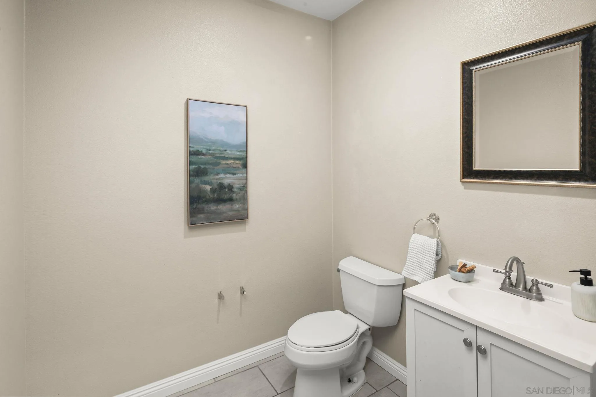 https://cdn.realtyfeed.com/cdn/127/260022960/23f021ee0616f155e7266a8d0d0db0d5.webp