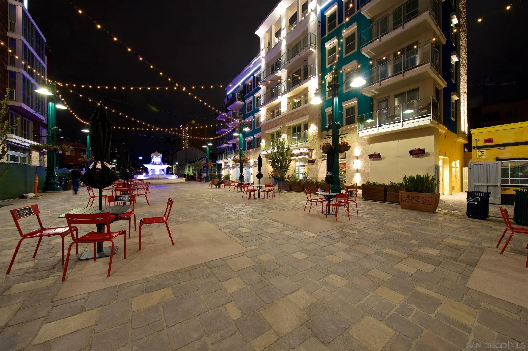 https://cdn.realtyfeed.com/cdn/127/260022960/537a9daf88b157e7cb0762136d1198f8.webp