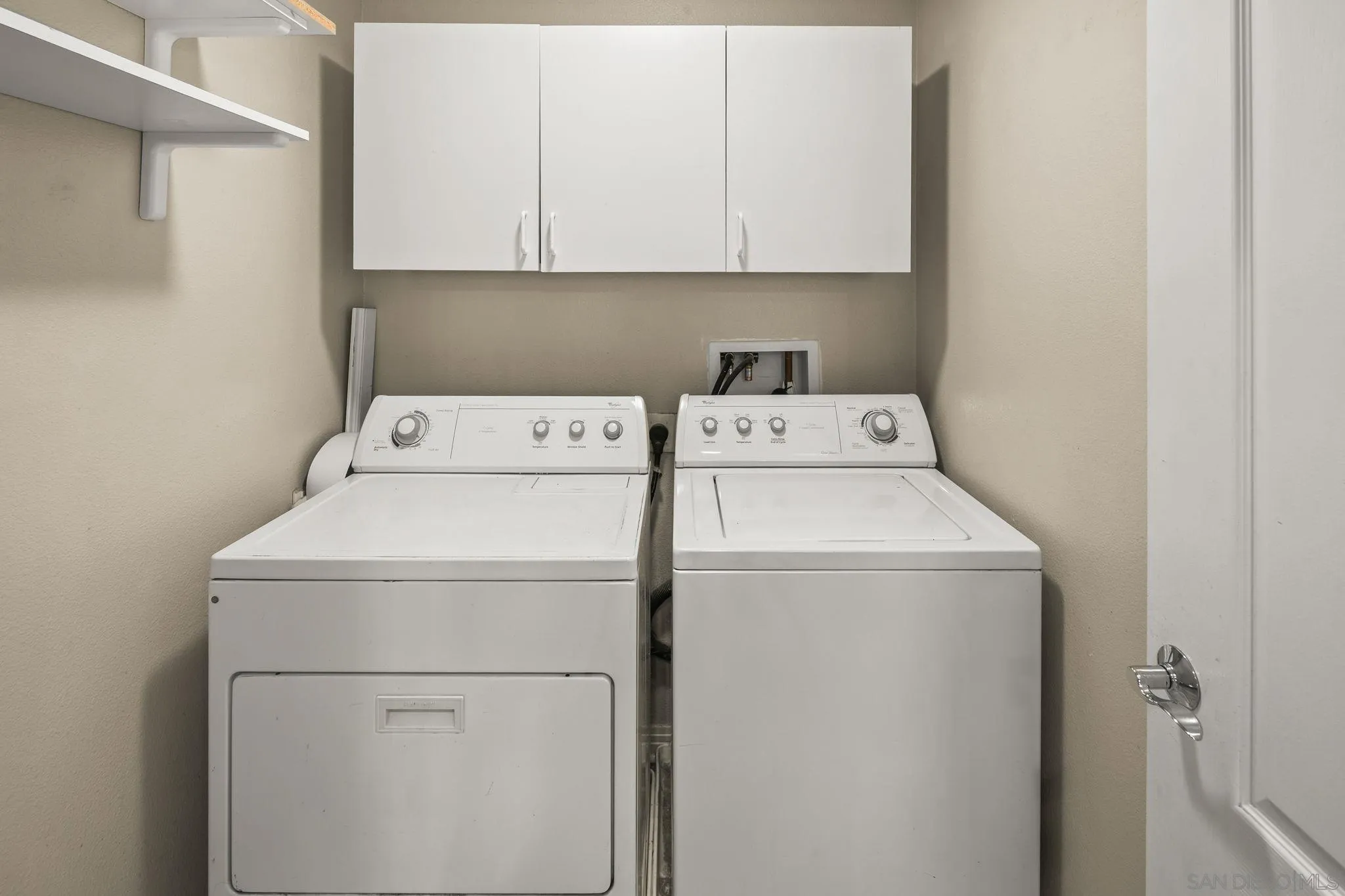 https://cdn.realtyfeed.com/cdn/127/260022960/7c3a2c8cabb1ec6ef0e57c2bfba97891.webp