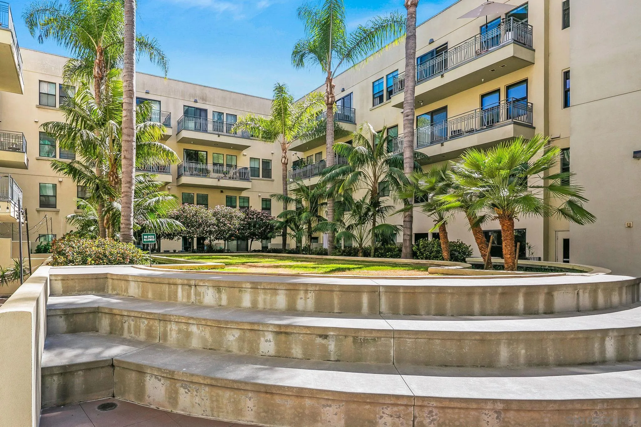 https://cdn.realtyfeed.com/cdn/127/260022960/81ac4d23b3dd7f7621ea624989d9b239.webp
